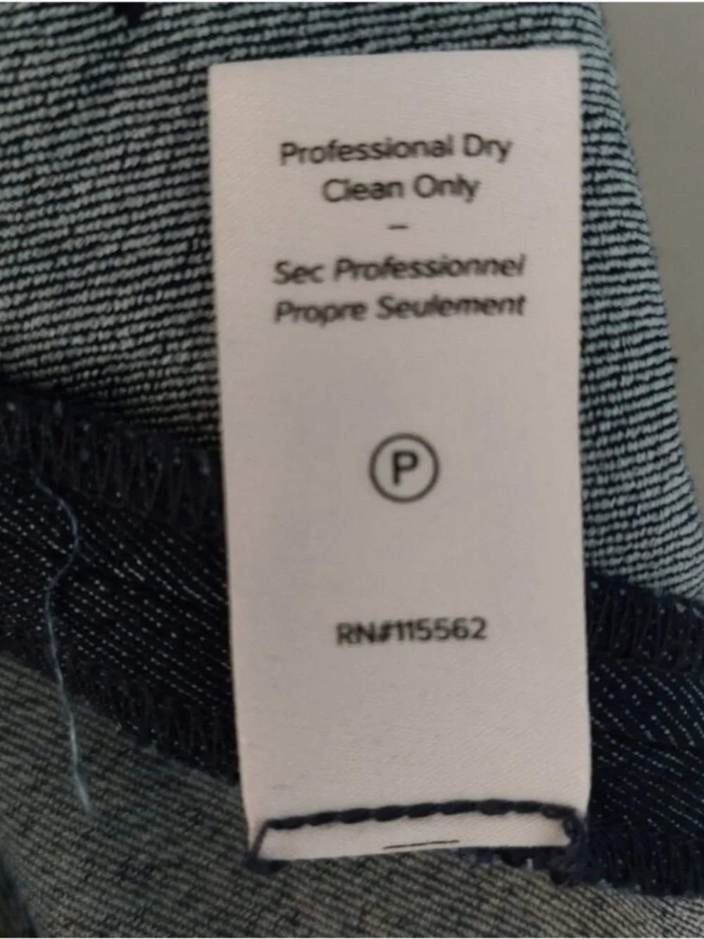 Cinq à Sept Tous Les Jours Chantal Dark Blue High Rise Cropped Jeans - Picture 11 of 11